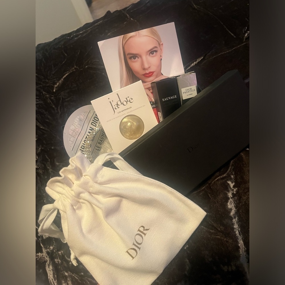 Dior box